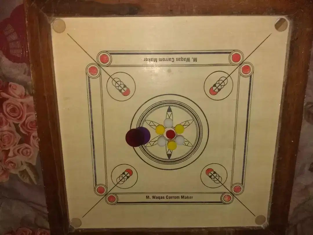 Carrom board available for urgent sale