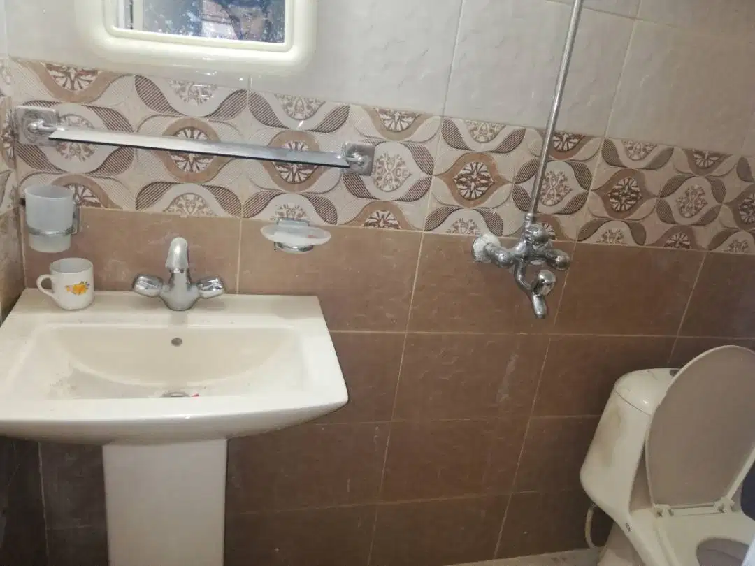 House is availabal for rent