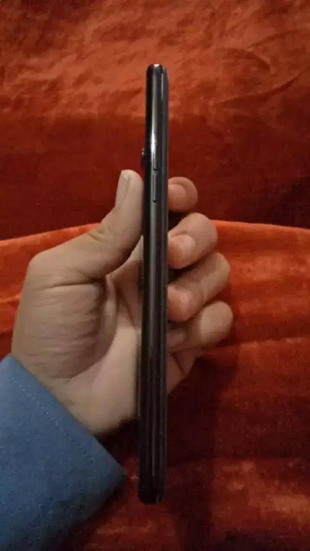 Oppo F7 Diamond Black 1080*2240 resulution for sale in khanewal