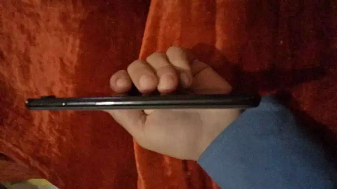 Oppo F7 Diamond Black 1080*2240 resulution for sale in khanewal