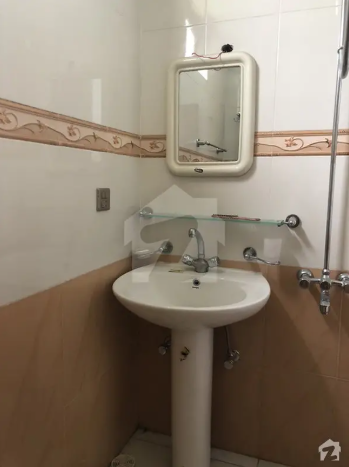 Flats Available For Rent Shamlat heights