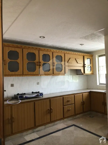 Flats Available For Rent Shamlat heights