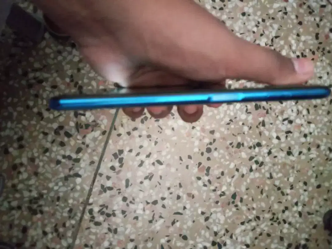 Samsung a7 read ad last 20 hai