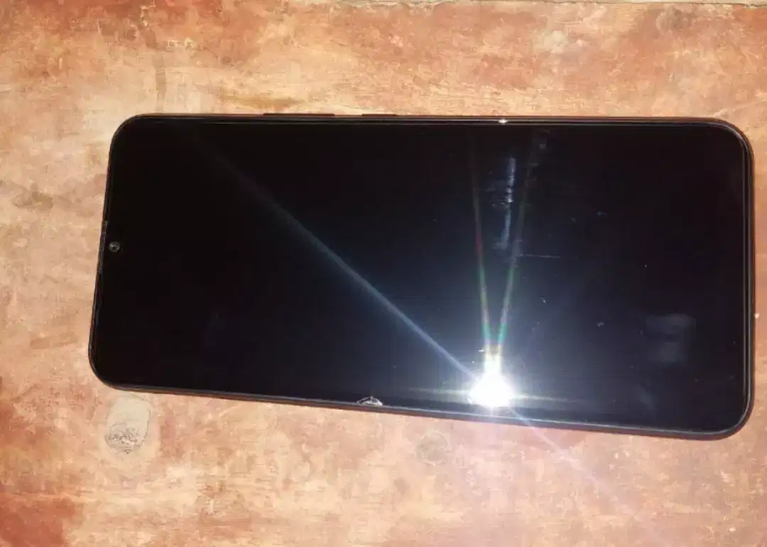 Infinix hot 8 smartphone for sale in khanewal.