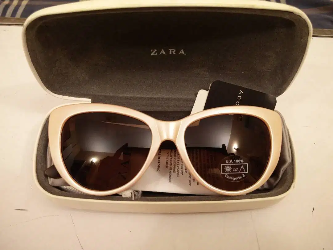 ARA Sunglasses for women brought from Abroad