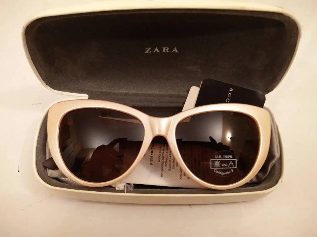 ARA Sunglasses for women brought from Abroad