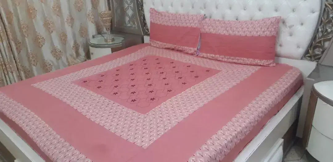 Bedsheets available wholesale prices