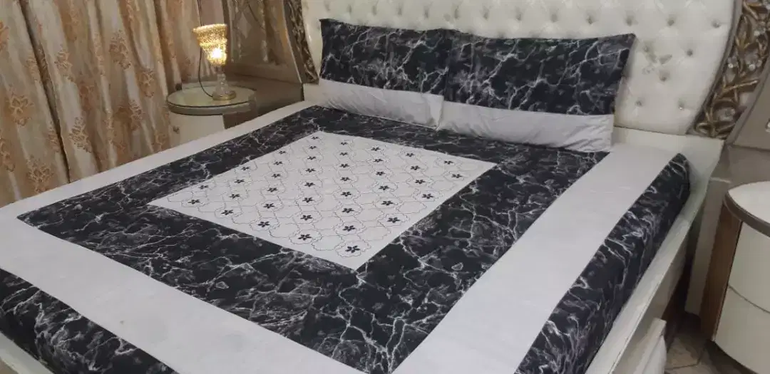 Bedsheets available wholesale prices