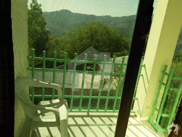 2 Bed Rooms Fully Furnished Apartment With Living Room Kitchen Covered Car Parki