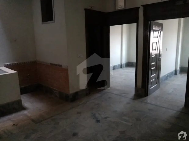 Triple Storey Beautiful Commercial Building Second Floor Flat Available For Rent