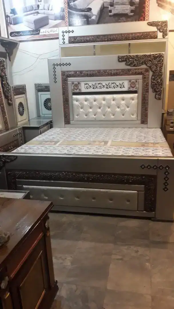 Master wooden Bed Dressing for bridal