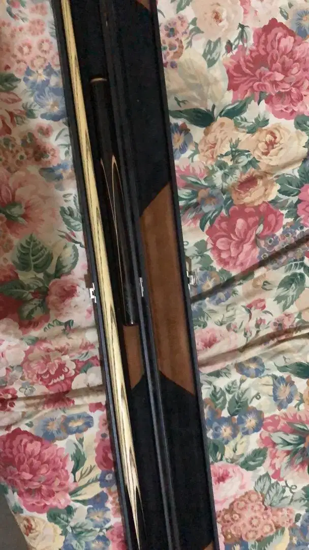 Snooker cue for sale
