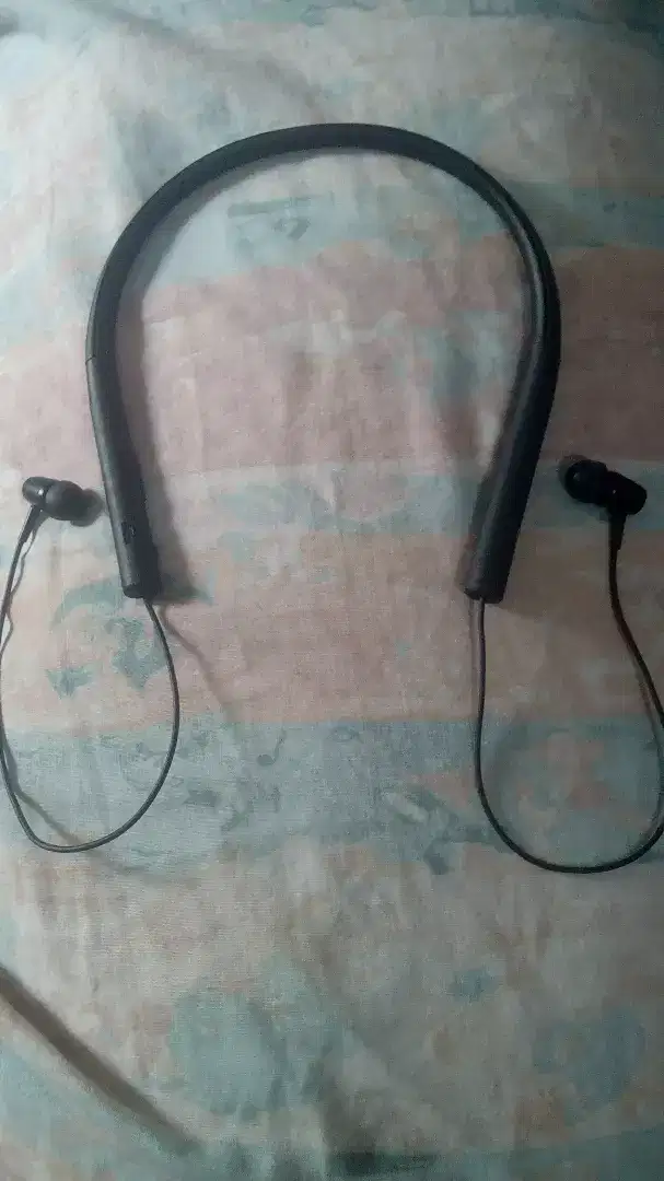 Qcy A1 Bluetooth & Loud Wireless Music Handfree