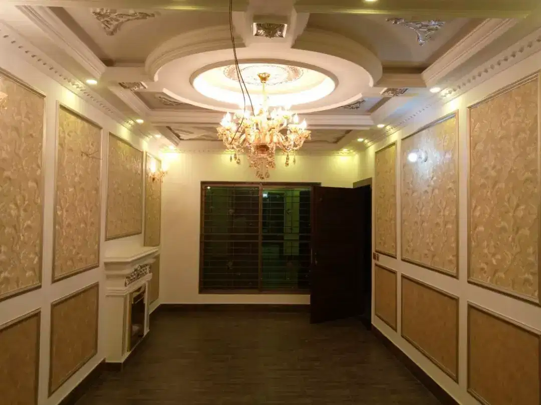 Gcp 10 marla brand new house for sale