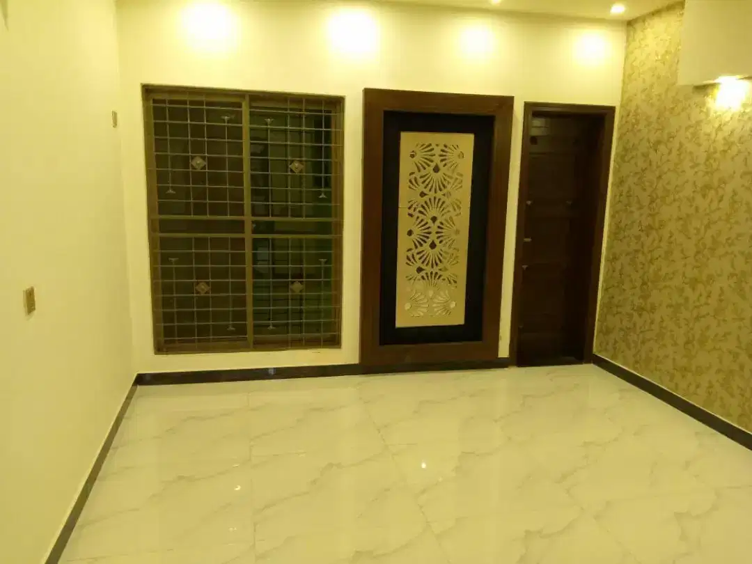 Gcp 10 marla brand new house for sale