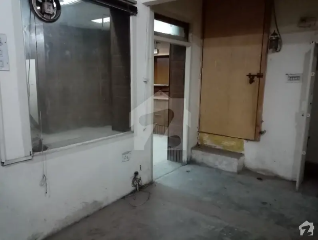 Triple Storey Commercial Building First Floor Flat Available For Rent At Block D