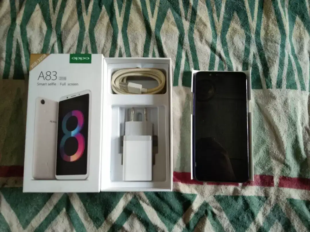 OPPO A83 smartphone Blue colour for sale in Lahore