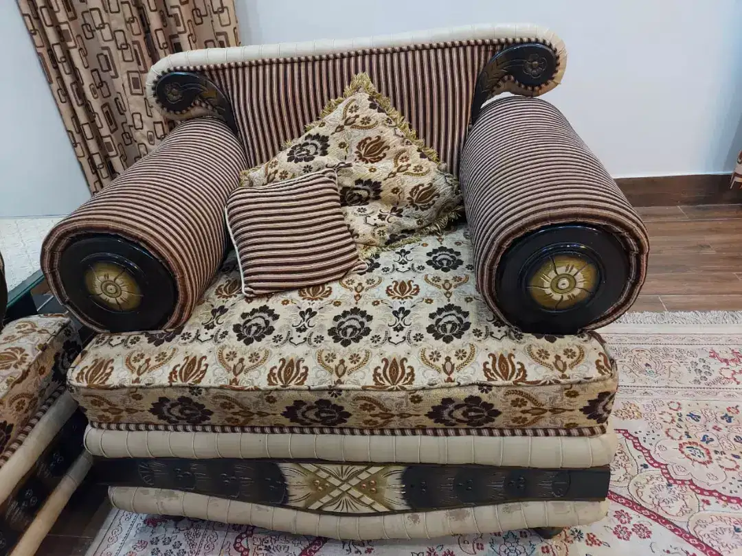 Sofa set completed sale