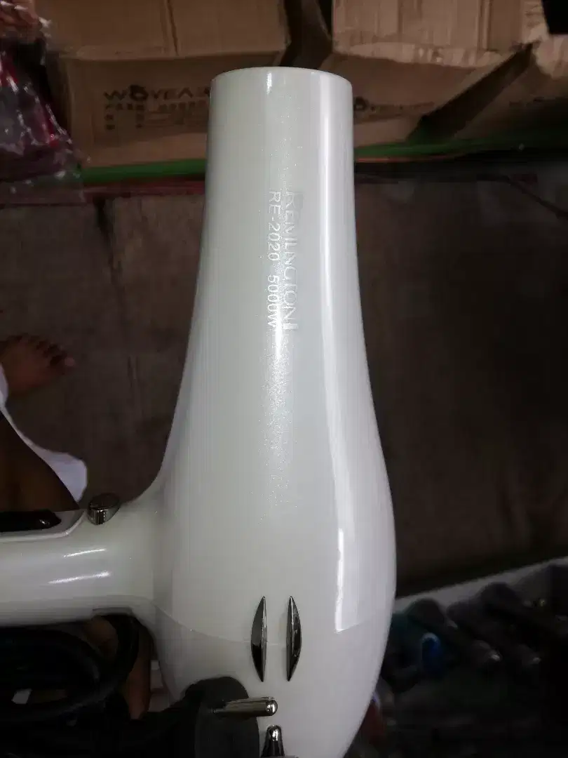 Hair Dryer & Roller,Iron,Bluetooth Spkr,Thermos available for sale