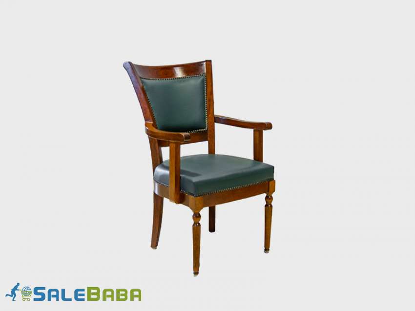 EXECUTIVE OFFICE FURNITURE SET