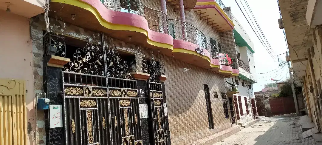 New hous for rent 2 big room atech bath kitchen good look new hous