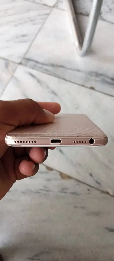 Oppo F1s smartphone for sale in khanewal