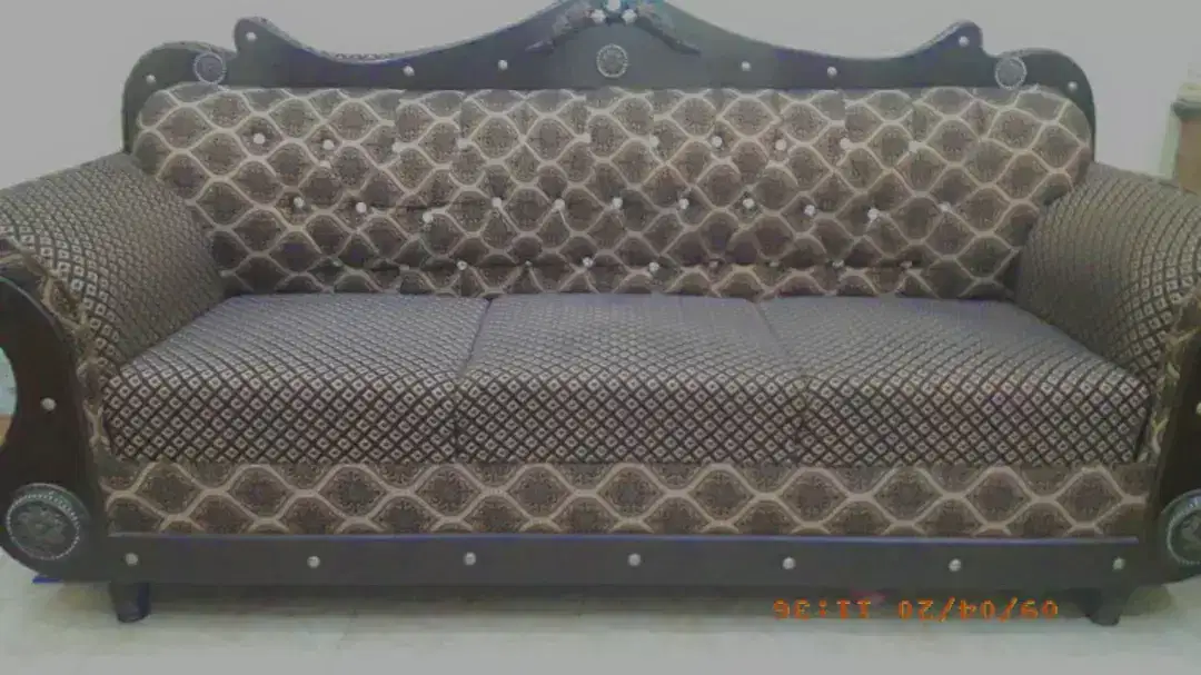 Sofa sets available for sale