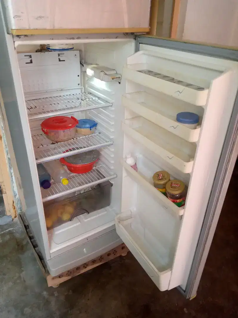 Dawalance fridge good coling no any fault