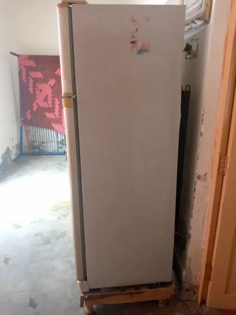 Dawalance fridge good coling no any fault