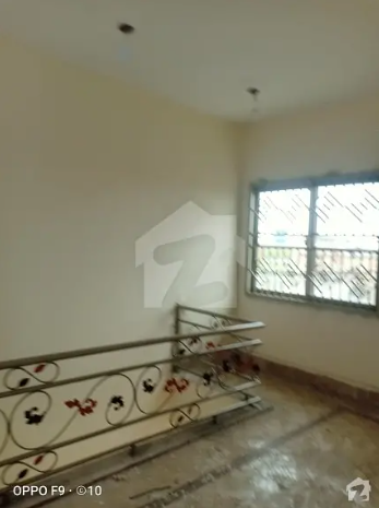 3 Marla Flat For Rent On Good Location