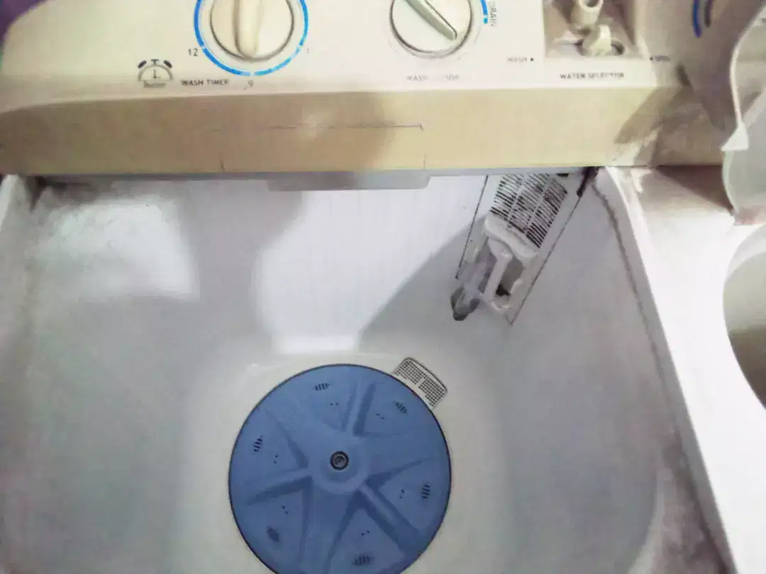 Dowlance washing machine available for sale