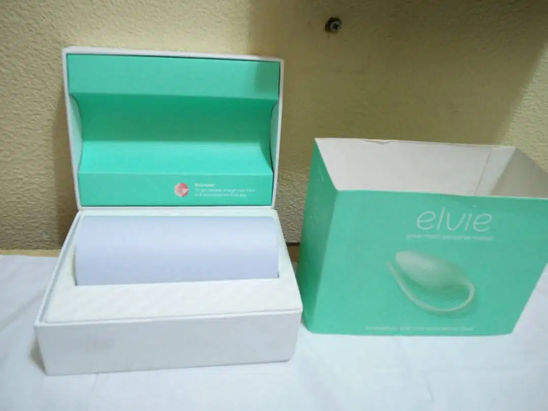 Elvie Pelvic Floor Trainer broght from abroad Like New