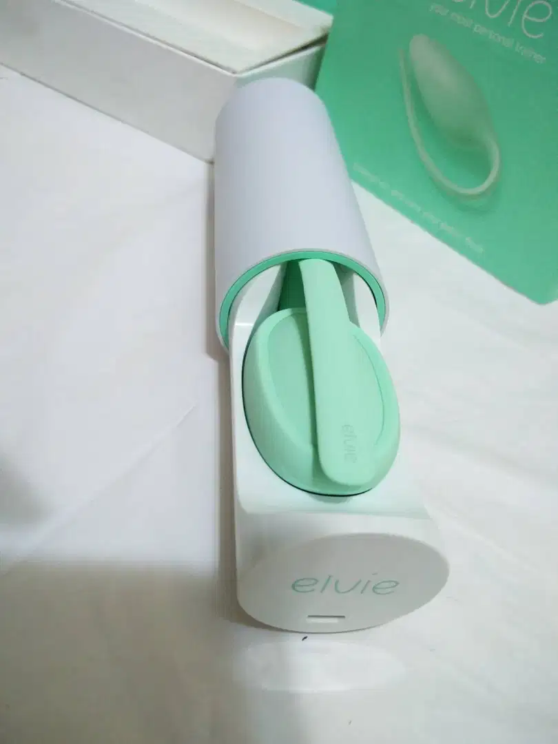 Elvie Pelvic Floor Trainer broght from abroad Like New