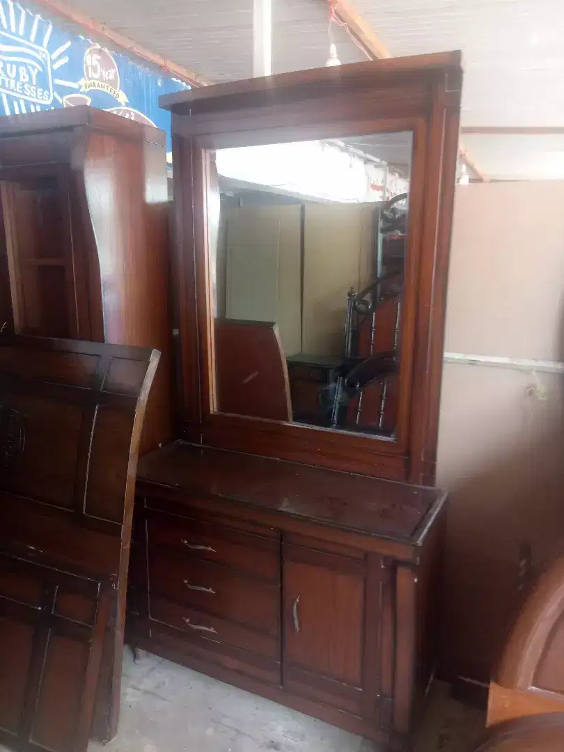 Bed room set patex condication 10/9 without foam