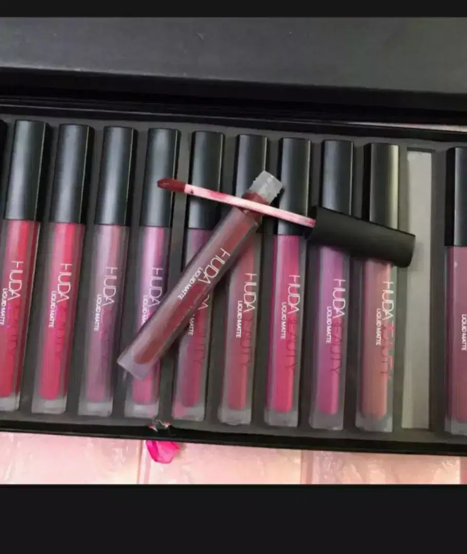 HUDABEAUTY liquid matte available for sale