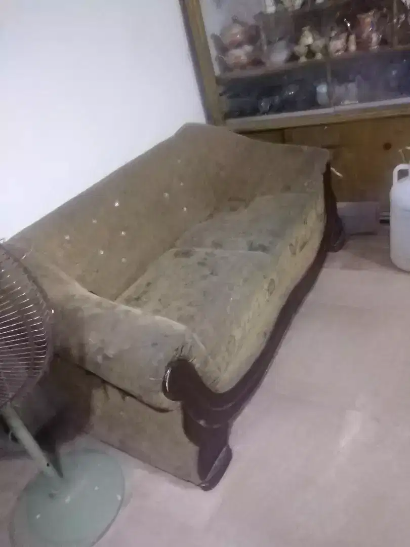 Sofa Set for sale