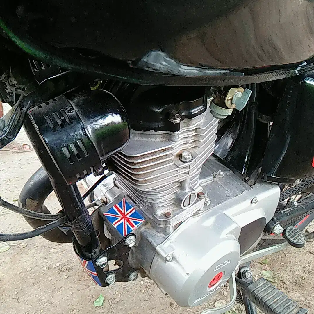 Black Honda 125 CG for sale in khanewal