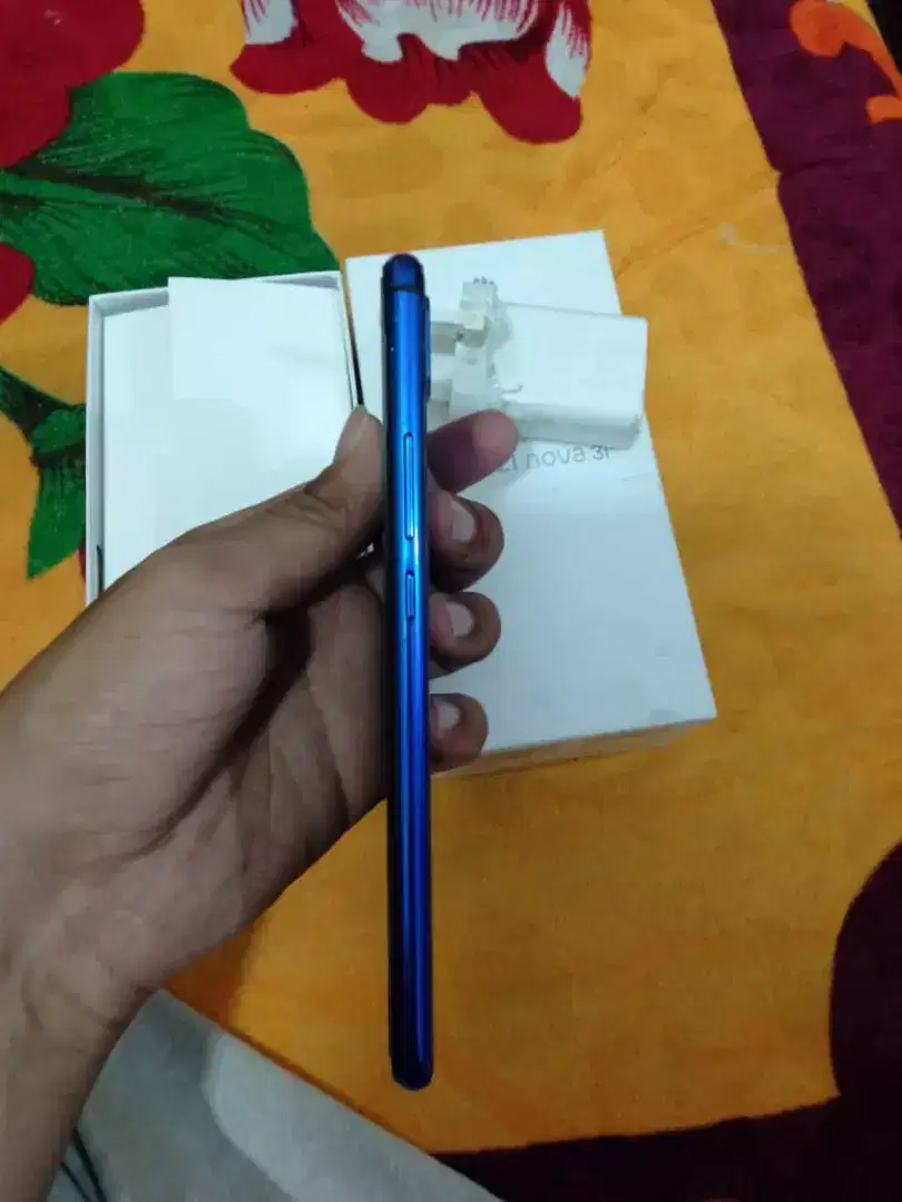 Huawei nova3i 4GB/128GB mobile available for sale