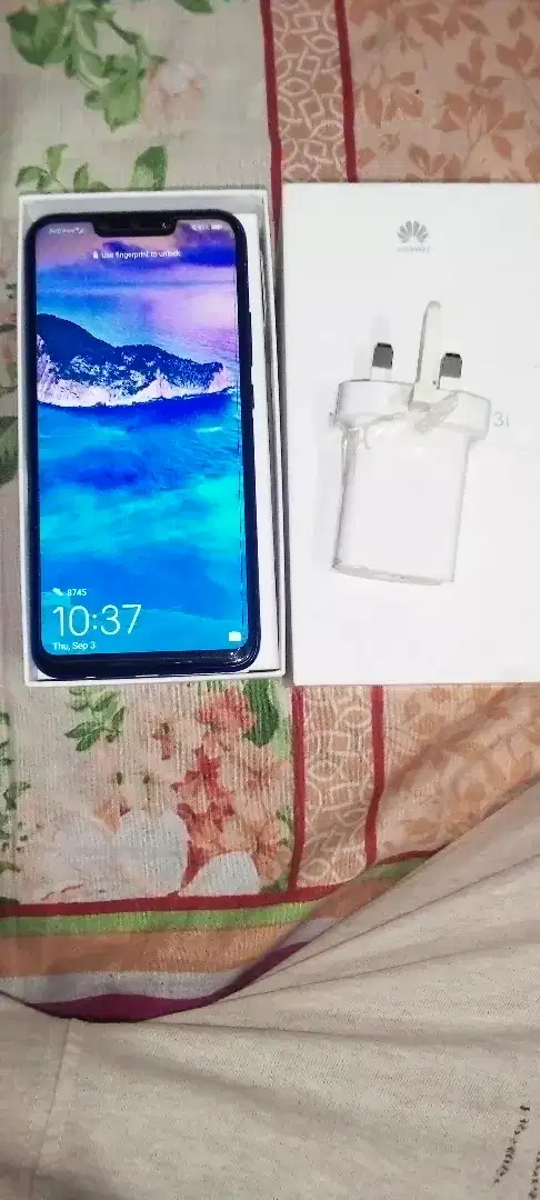 Huawei nova3i 4GB/128GB mobile available for sale