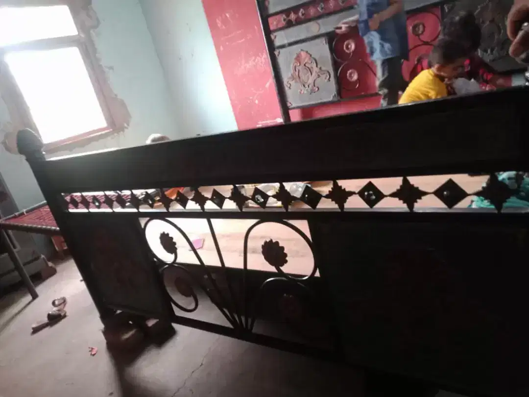 bad table and dressing table set available for sale