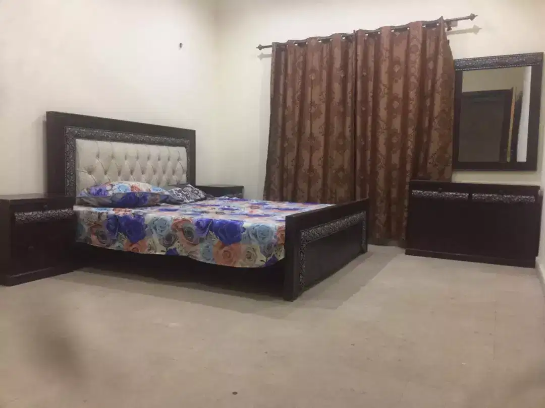 Wedding guest stay green town on daily base for rent in Lahore