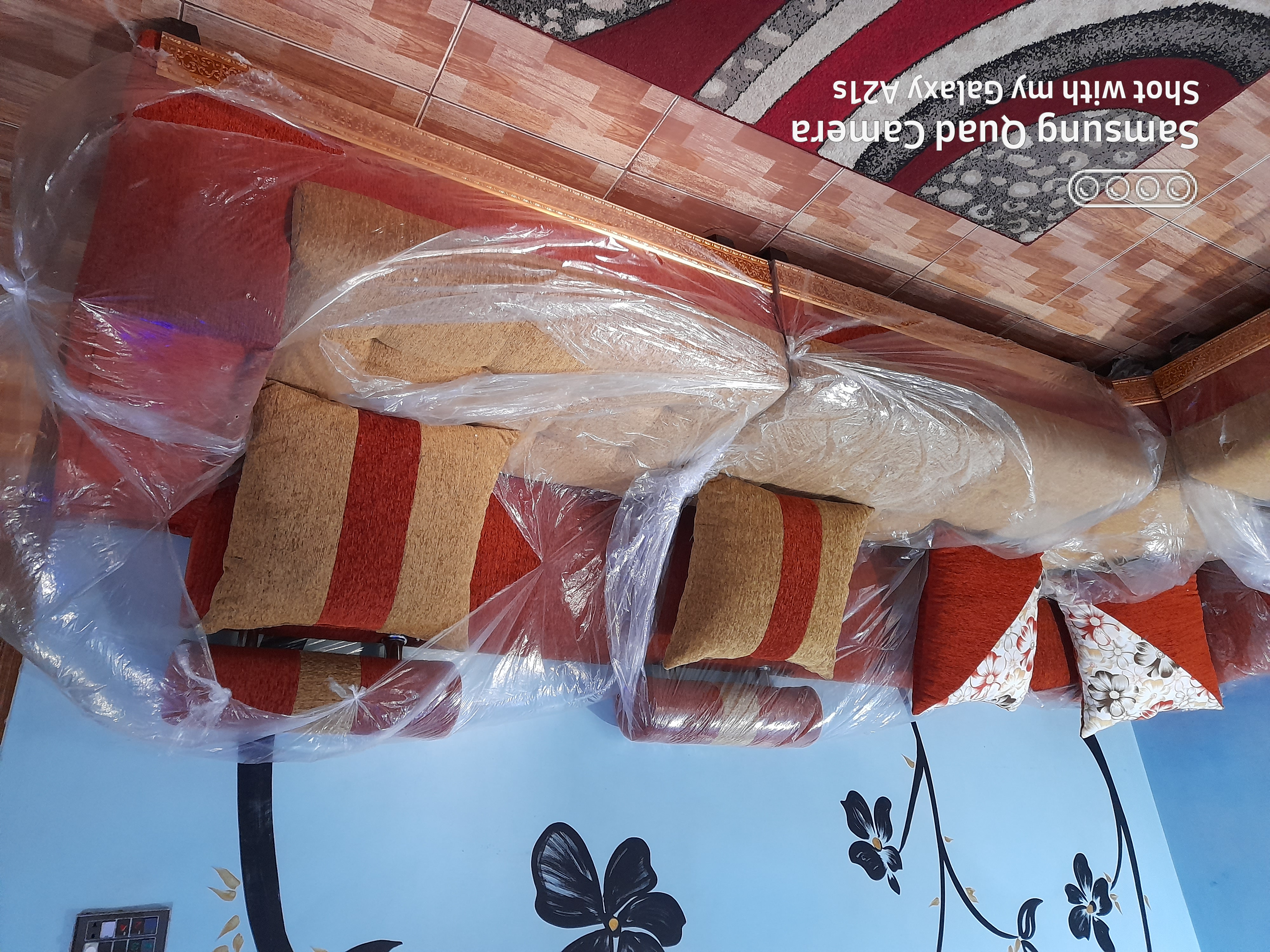 10seater corner sofa 11by 8 size available 4 pieces foam. Molty Foam strong body