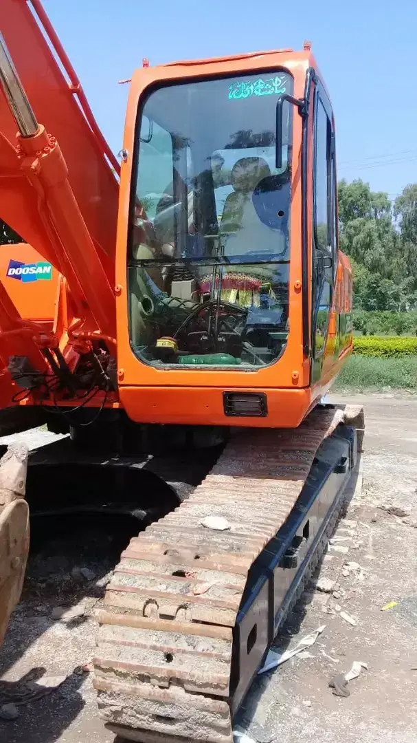 Doosan model 2003 available for sale in Rawalpindi