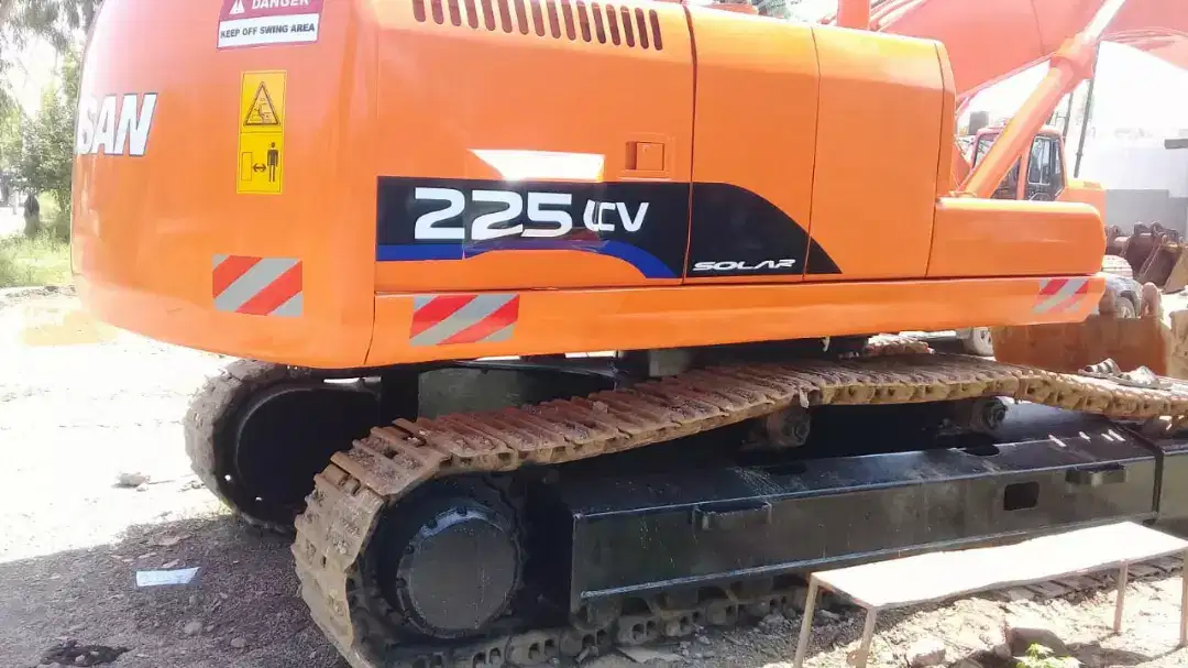 Doosan model 2003 available for sale in Rawalpindi
