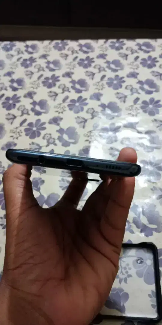 Samsung Galaxy A71 Smartphone For Sale in Khanewal