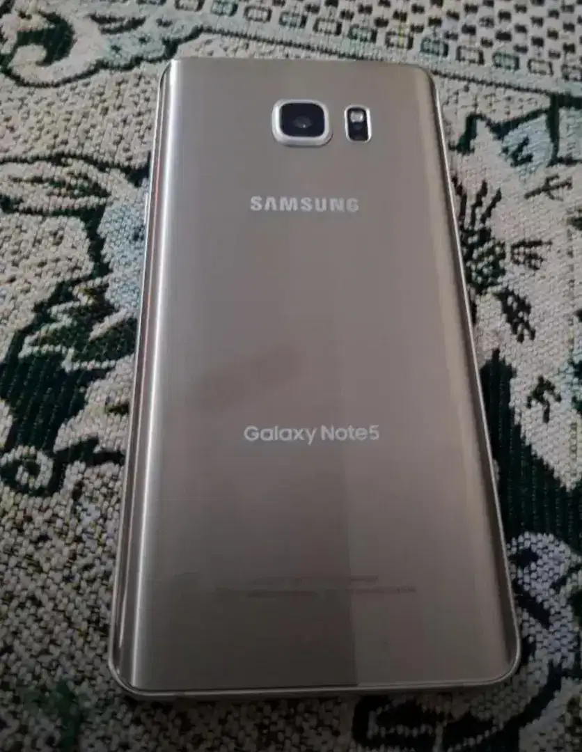 Samsung Galaxy note 5 Smartphone gold color For Sale In Khanewal