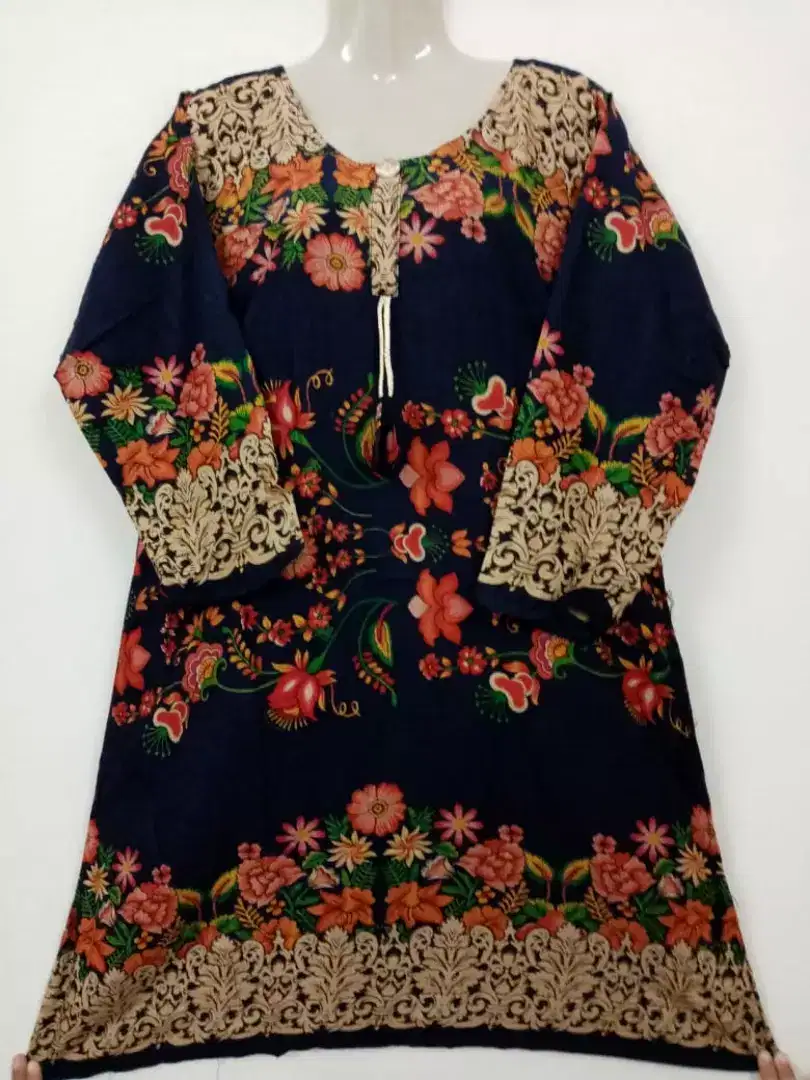 Ladies Shirts available for sale in Sialkot