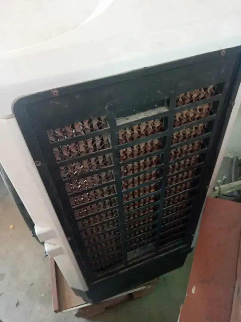 Cooler Available Urgent sale
