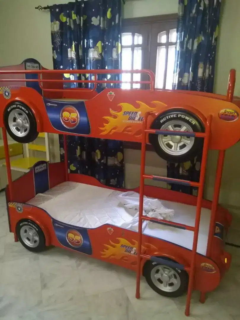 Beautiful Kids bunk bed for sale in Karachi