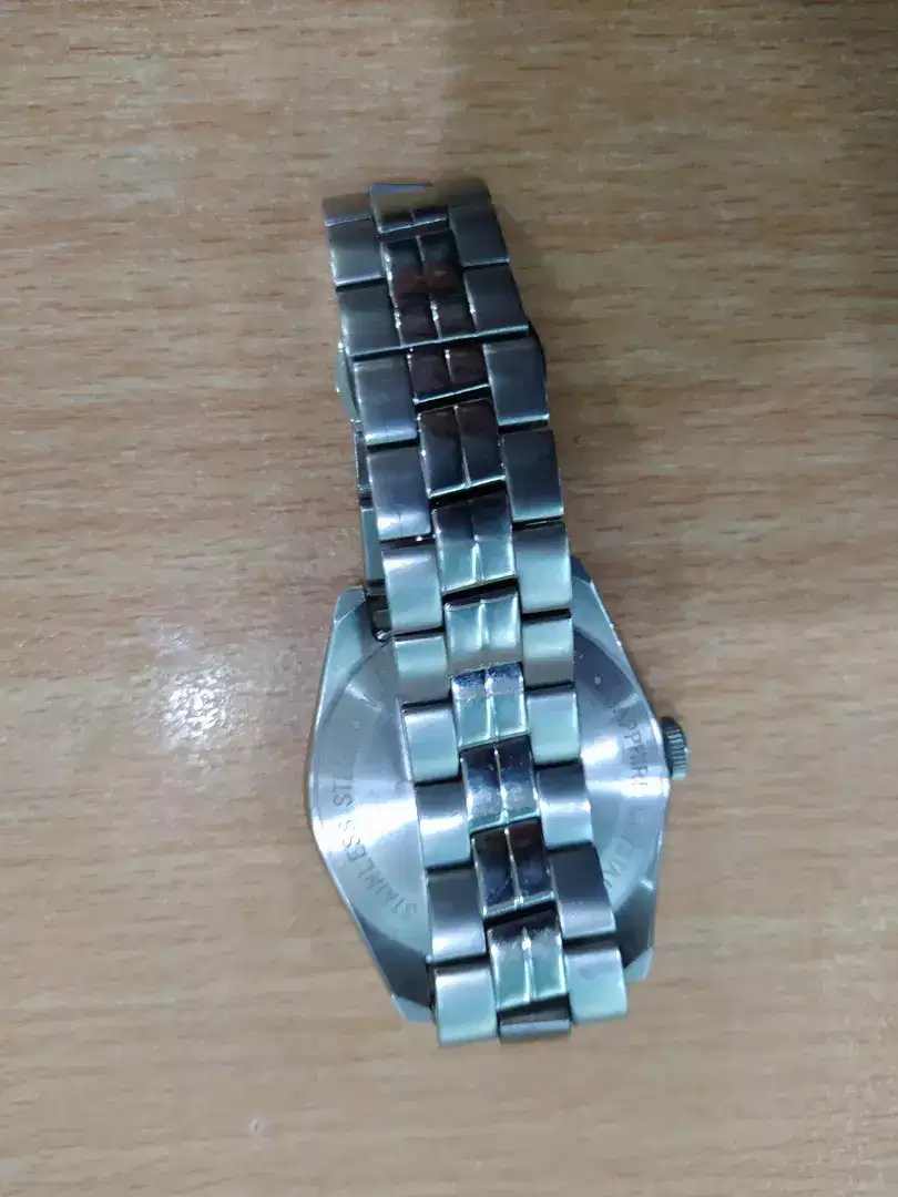Beautiful Tissot Watch available for sale in Peshawar
